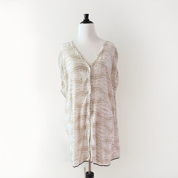 Carve Designs Tunic Top Women’s Medium Rayon Woven Blouse Top White Tan Coverup - Picture 1 of 13